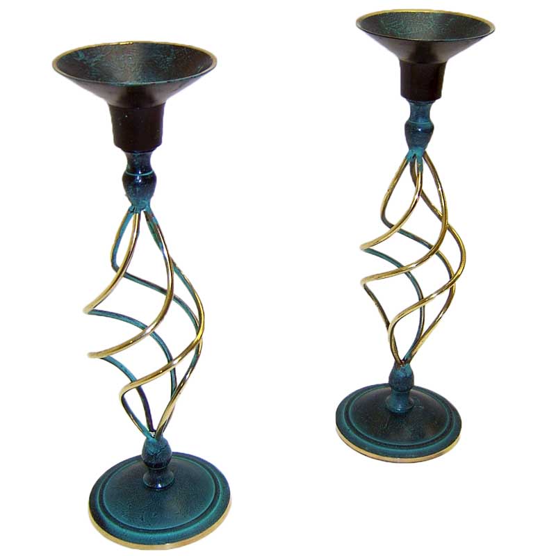 components_com_virtuemart_shop_image_product_Sn__in_Kertastja_4cdae306e968b Snúin Kertastjaki Stærri - Image 1