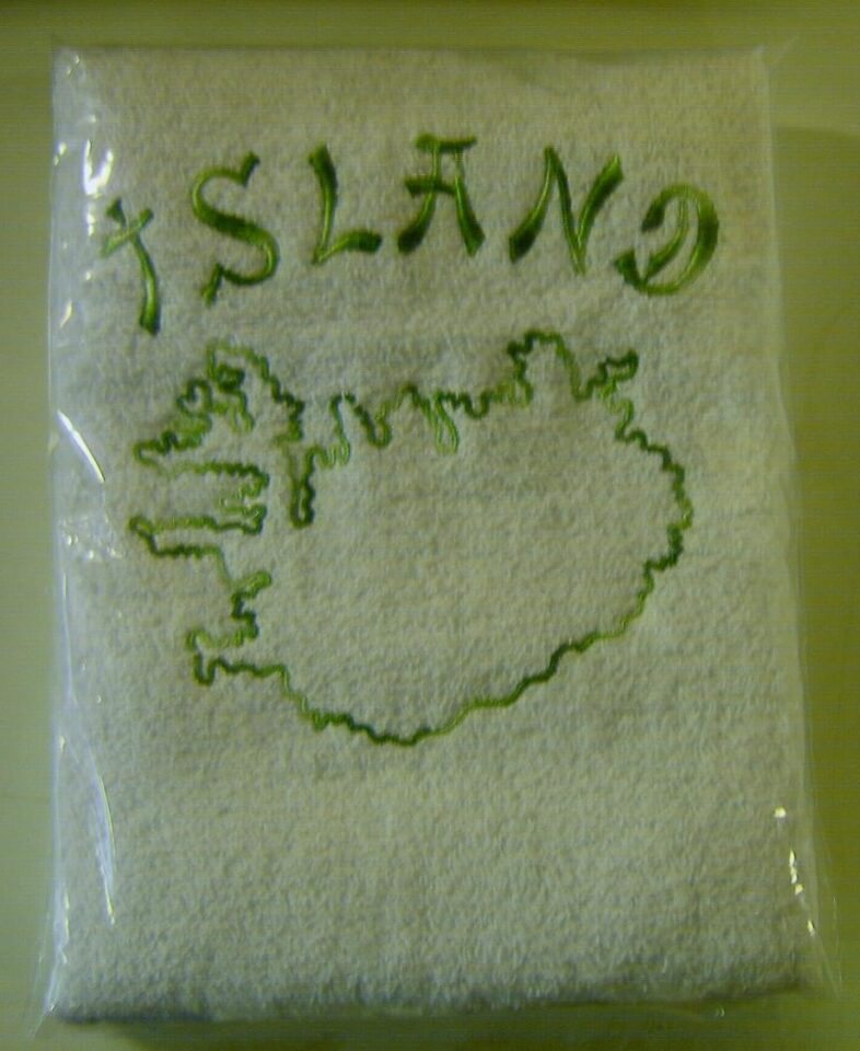 components_com_virtuemart_shop_image_product____sland_Handkl__56b0beda5a298 Handklæði Ísland Grænt - Image 1